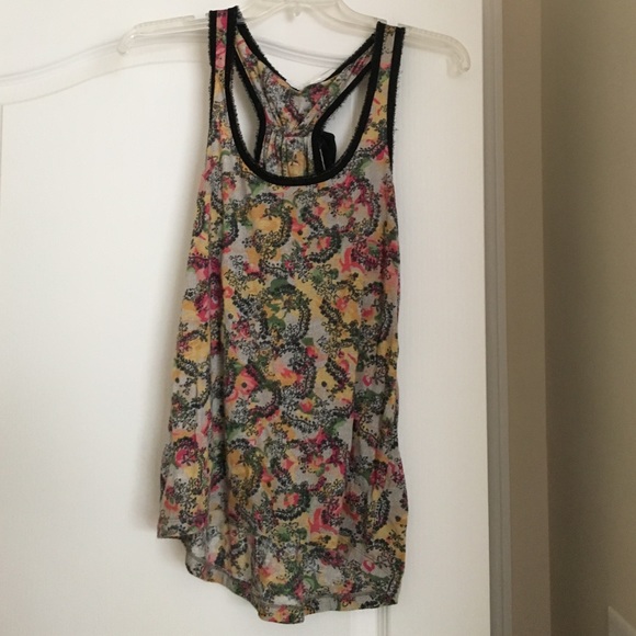Floral tank top with bow in back