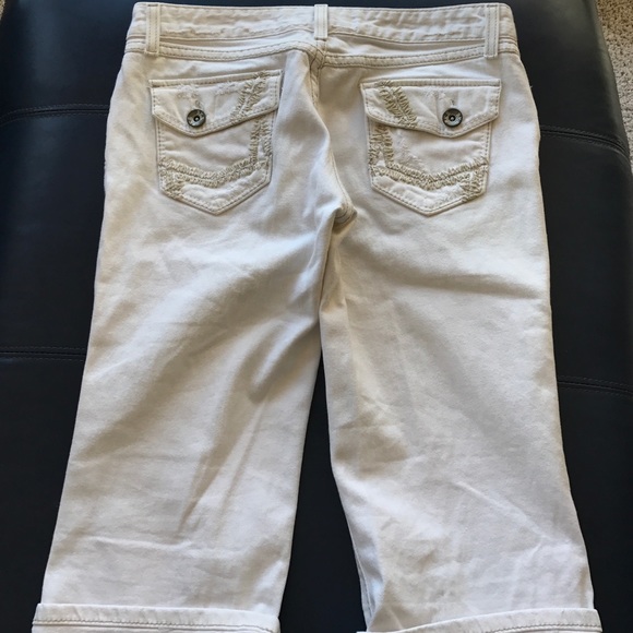 BKE denim Sabrina capris!  Sz 28 stretch