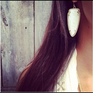 SOLD: Kendra Scott Earrings