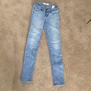 Hollister Jegging Size 3