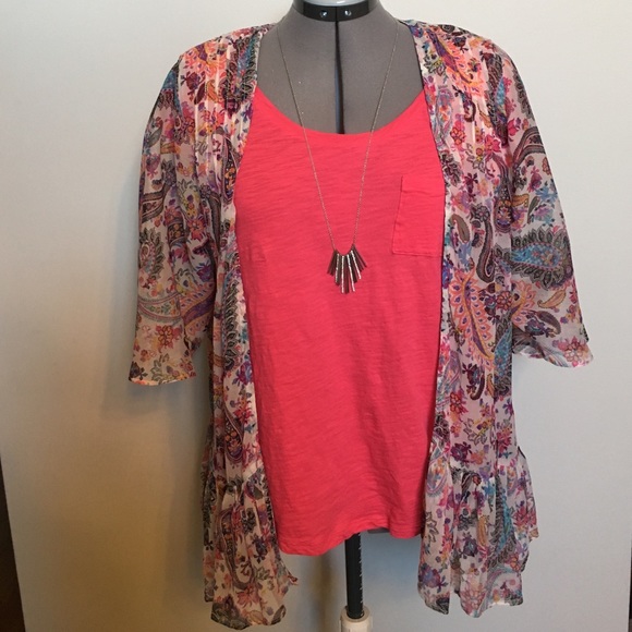 American Eagle Floral Flowy Cardigan Shawl