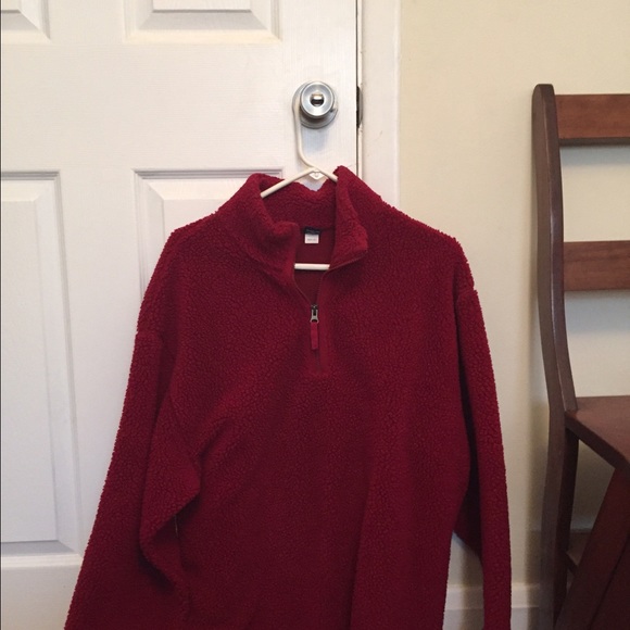 Gap pullover. Worn once. Size s wears like med.