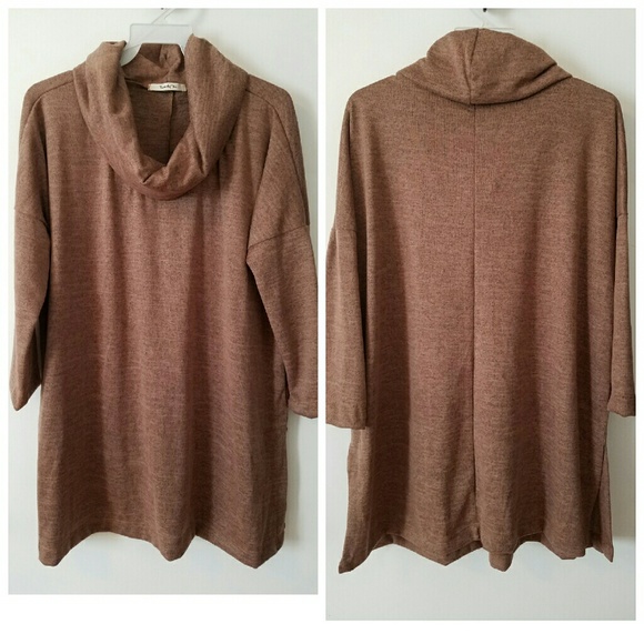 Cowl Neck Tunic Top - Picture 4 of 5