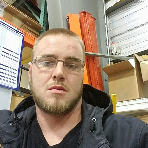 Meet your Posher, Joshua - Picture 1 of 1