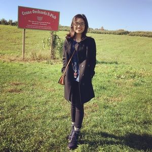 Meet your Posher, Giang