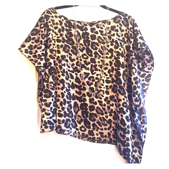 Vince Camuto asymmetrical leopard-pint blouse