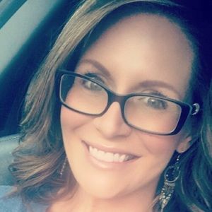 Meet your Posher, Suzanna