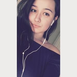 Meet your Posher, Brittany