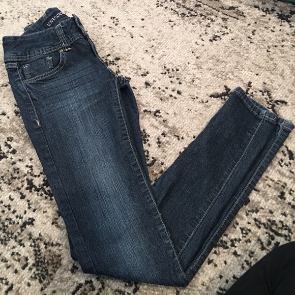 Skinny jeans