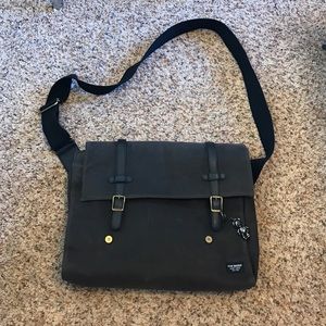 STEVE MADDEN BARNETT AVENUE BAG