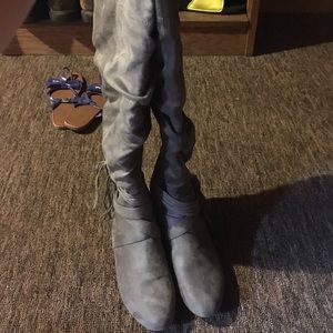 Never worn, size 6 over the knee boots