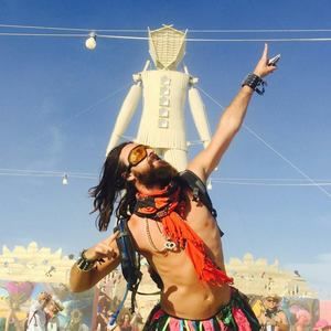 Meet your Posher, Tom