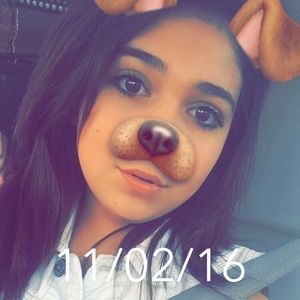 Meet your Posher, Holly