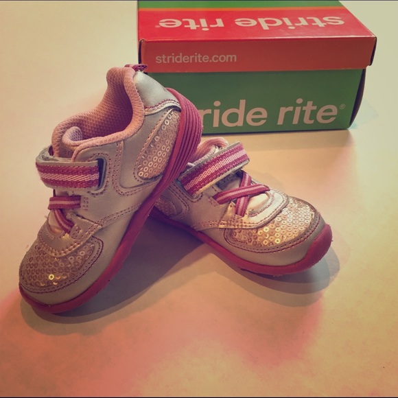 Stride Rite Sneaker - Picture 1 of 4