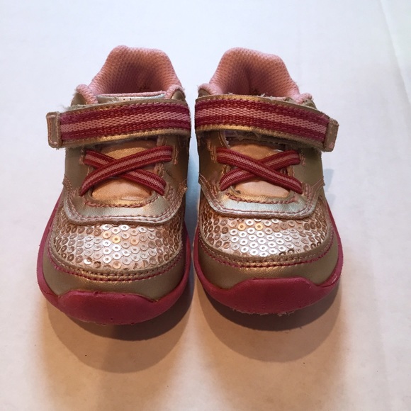 Stride Rite Sneaker - Picture 2 of 4