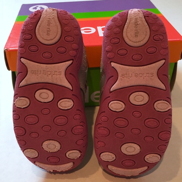 Stride Rite Sneaker - Picture 4 of 4