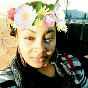 Meet your Posher, Jeannette