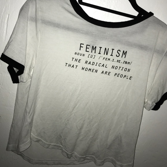 Cute top - Picture 4 of 4