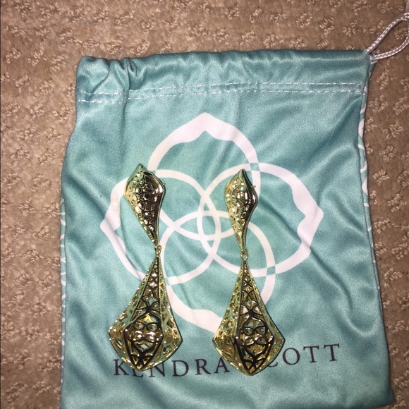 Kendra Scott earrings