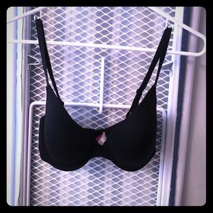 VS PINK black push-up bra