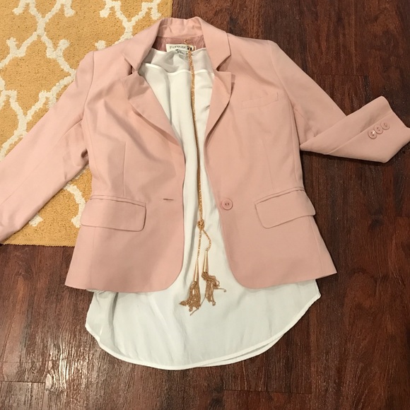 Forever 21 Jackets & Blazers - Forever 21 blush pink blazer