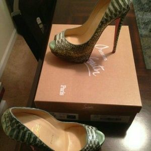 Christian Louboutin LADY PEEP Python Tropicana