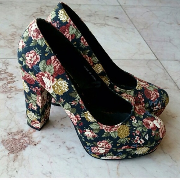 Forever 21 Floral platform heels.