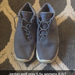Wolf grey Jordan futures