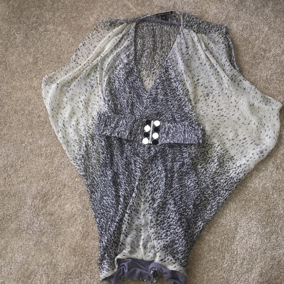 Dress with belt