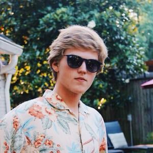 Meet your Posher, Curtis