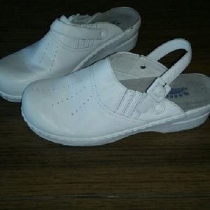 White nurses shoes shoes