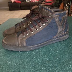 Louis Vuitton authentic