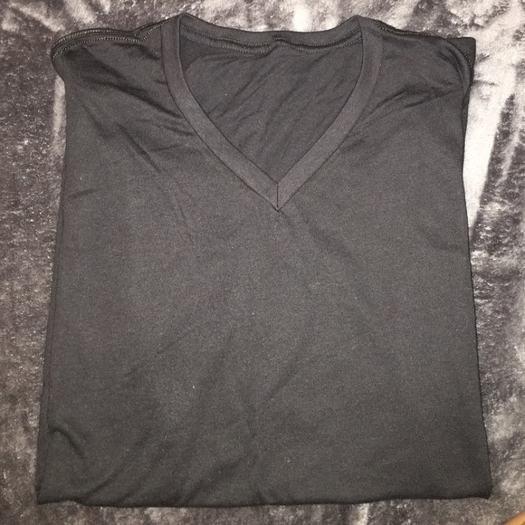 2 pieces Handmade Men's V Neck NWOT - Picture 2 of 2