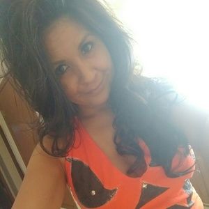 Meet your Posher, Gloria