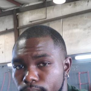 Meet your Posher, Deandre