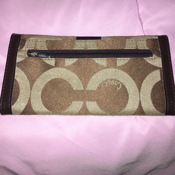 Coach Wallet - Picture 2 of 2