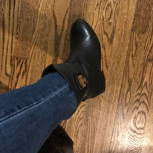 Tory Burch bootie - Picture 4 of 4