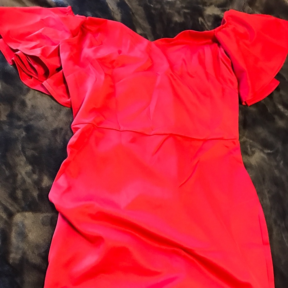 Dress - Picture 2 of 4