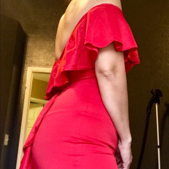 Dress - Picture 4 of 4