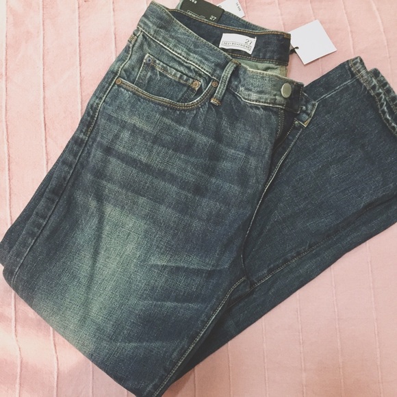 🔴SOLD 🔴 GAP 1969 Sexy Boyfriend jeans - size 27 - Picture 3 of 4