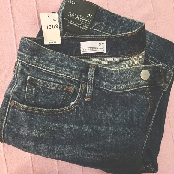 🔴SOLD 🔴 GAP 1969 Sexy Boyfriend jeans - size 27 - Picture 4 of 4