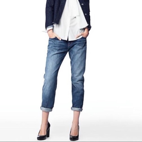 GAP Denim - 🔴SOLD 🔴 GAP 1969 Sexy Boyfriend jeans - size 27