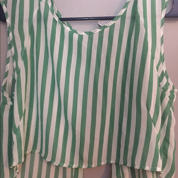 Crop top