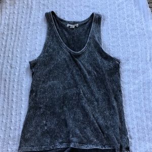 Fashionable Tank-top!