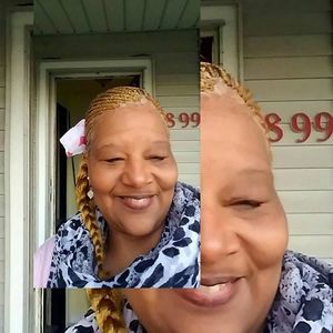 Meet your Posher, Deborah