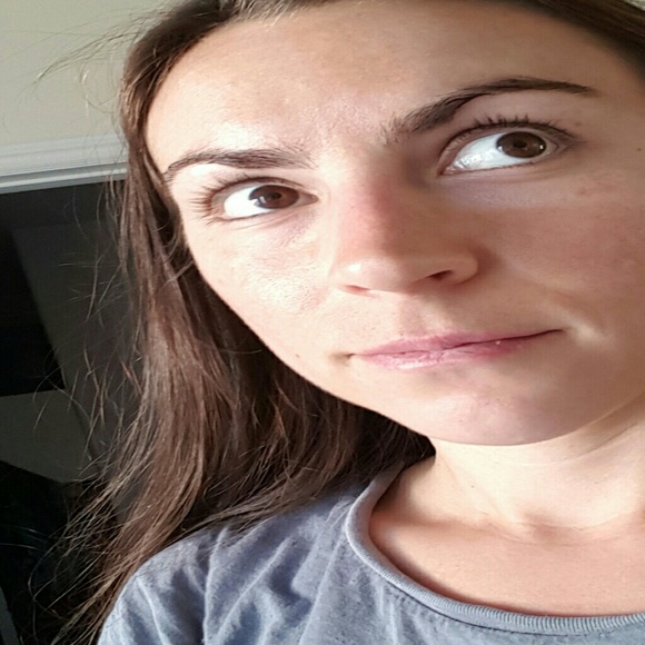 Meet your Posher, Melissa