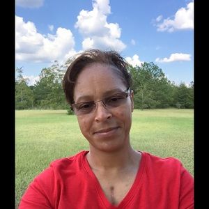 Meet your Posher, Regina