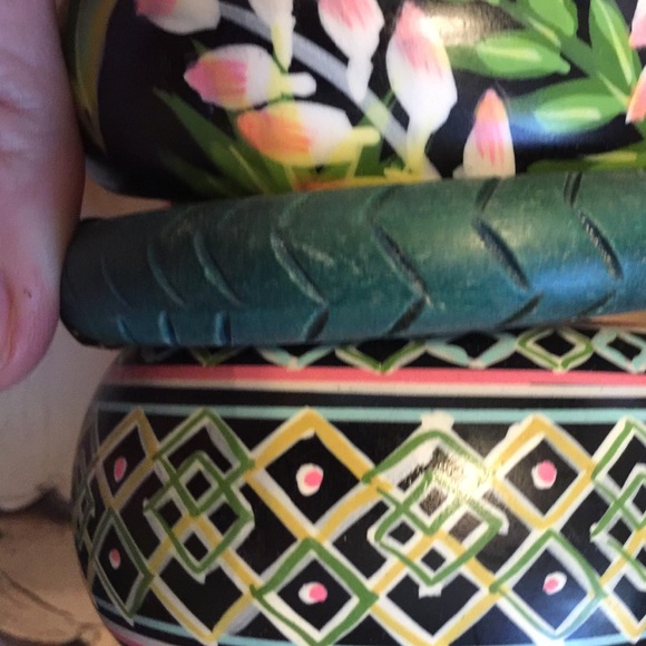 NWOT Special 3 Wooden Bangles Green Black Design - Picture 4 of 4