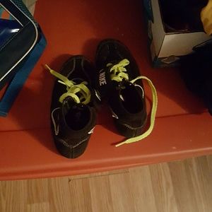 Wrestling shoes