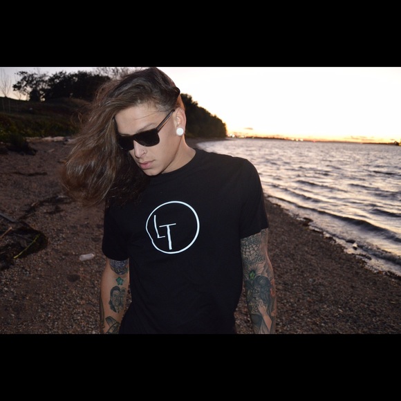 Designer t-shirt - Picture 1 of 1